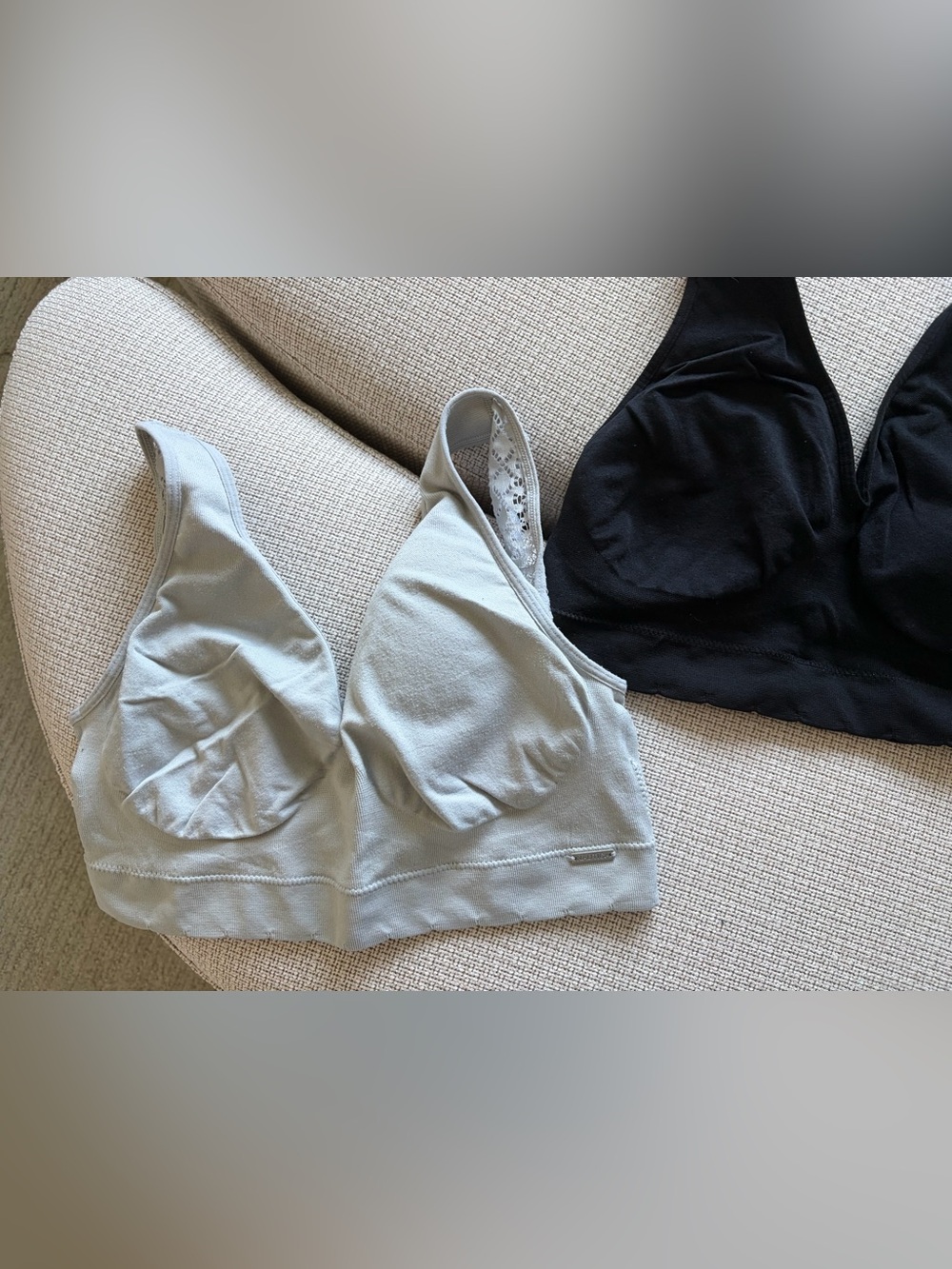 Bralettes - Picture 2 of 7